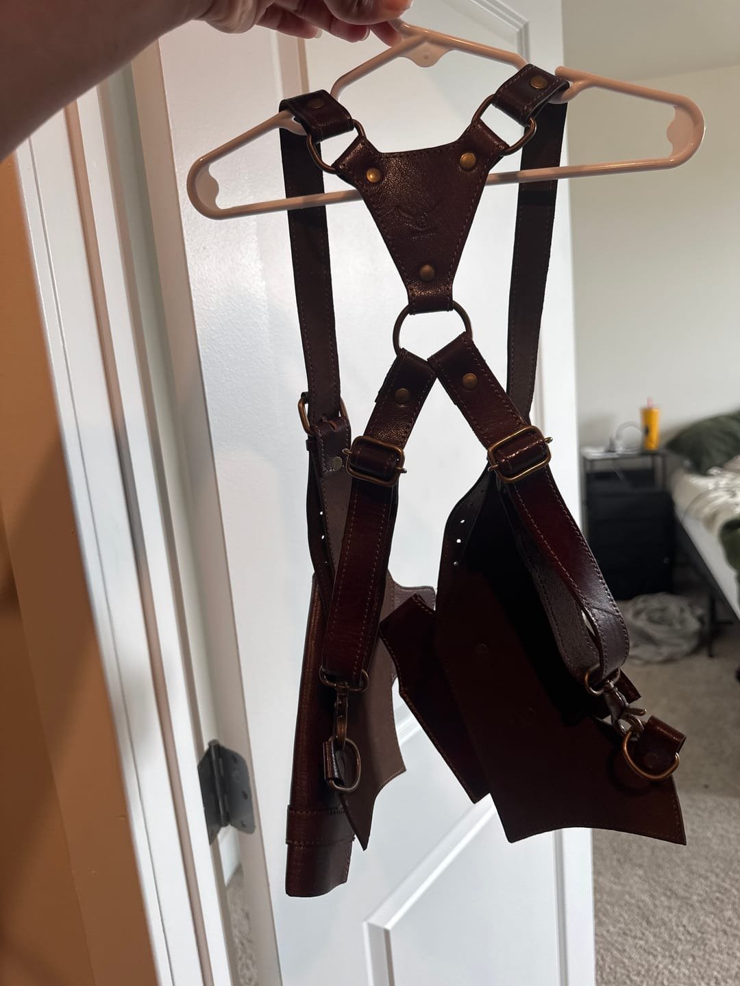 Customer photo: Brown leather shoulder harness